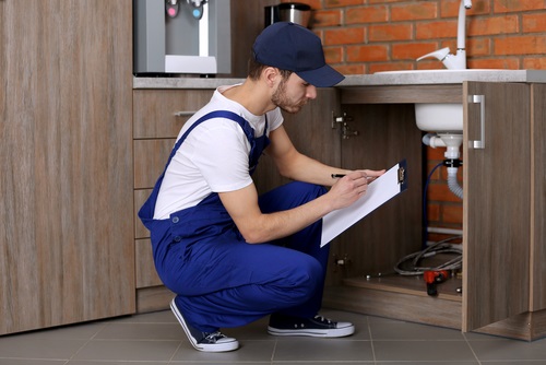 DIY plumbing projects vs. hiring a professional